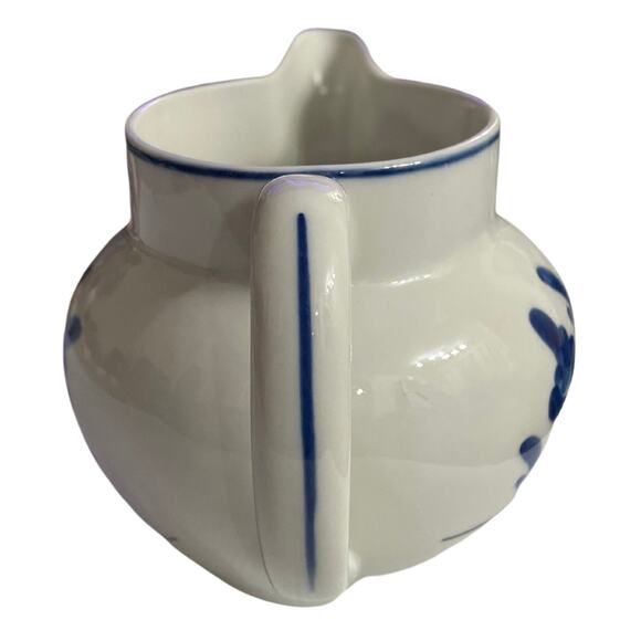 blue white pottery pitcher Viana do Castelo Portugal hand painted - Picture 2 of 4